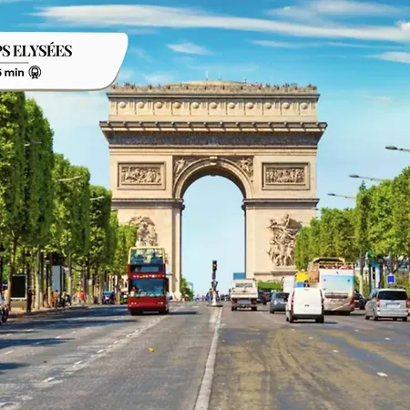 229 Fantasyland - Superb Paris